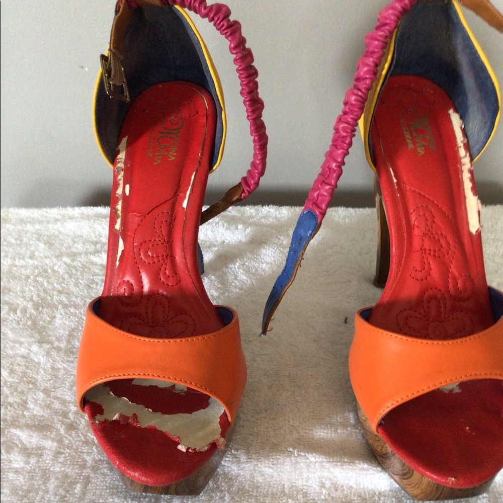 Mona Mia Collezione Colorful Heels